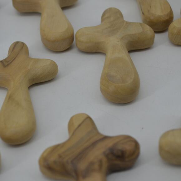(13) Comfort Cross Natural Olive Wood Hand Carved Bethlehem - Picture 5 of 14